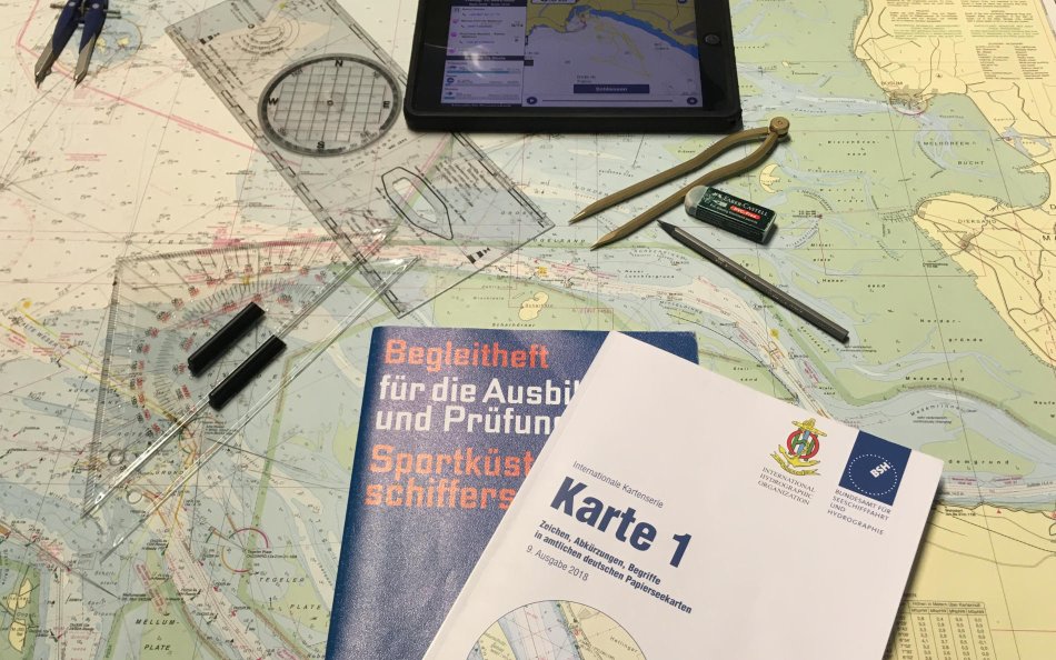 Segel-Center Frankfurt SKS-Ausbildung-Theorie mit Karte 1 und Begleitheft für Navigation